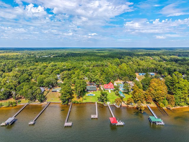 3550 Princess Pond Road, Summerton, SC 29148