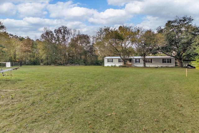 102 County Road 2194 Road W, Cleveland, TX 77327