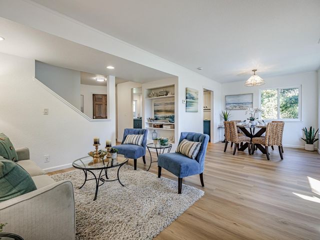3518 Dover Drive, Santa Cruz, CA 95065