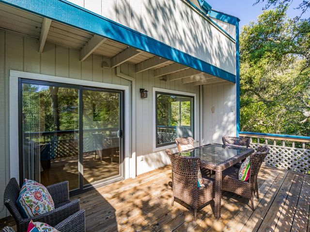 3518 Dover Drive, Santa Cruz, CA 95065