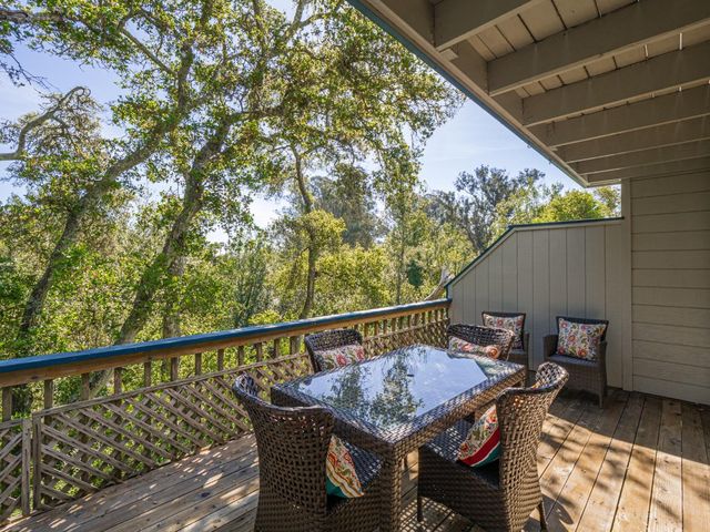 3518 Dover Drive, Santa Cruz, CA 95065