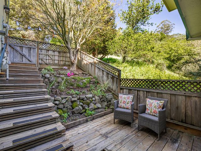 3518 Dover Drive, Santa Cruz, CA 95065