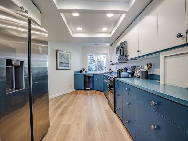 3518 Dover Drive, Santa Cruz, CA 95065