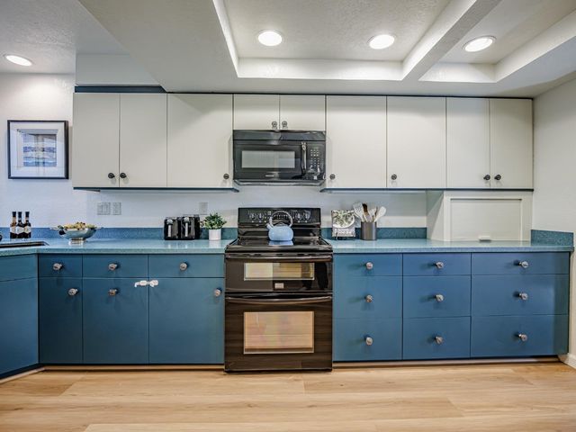 3518 Dover Drive, Santa Cruz, CA 95065