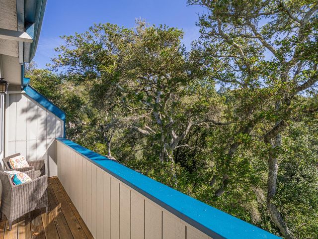 3518 Dover Drive, Santa Cruz, CA 95065