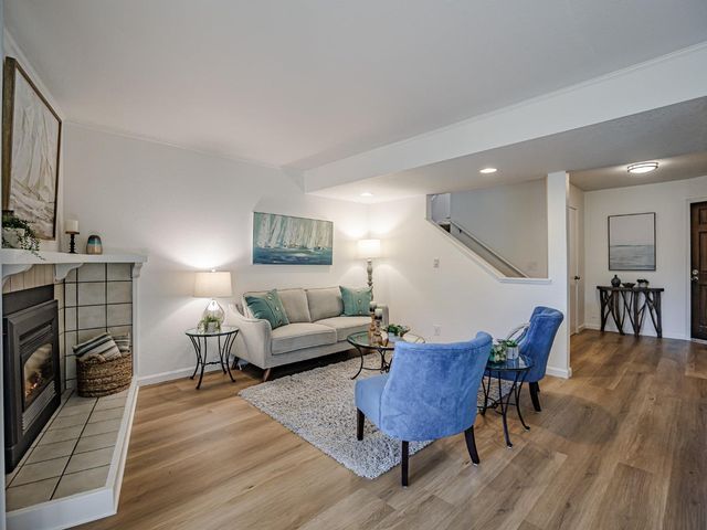 3518 Dover Drive, Santa Cruz, CA 95065