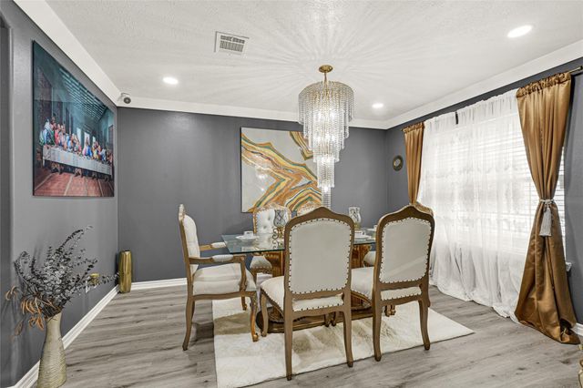 22214 Queenbury Hills Drive, Houston, TX 77073