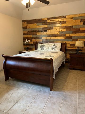 4017 Shady Forge Trail, Arlington, TX 76005