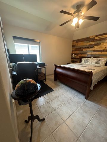 4017 Shady Forge Trail, Arlington, TX 76005