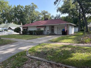 936 West Street, Muskegon, MI 49442