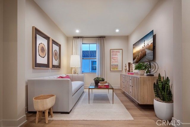 118 Rimstone, Irvine, CA 92618