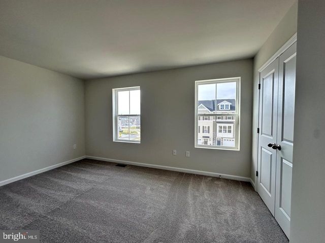 5556 MARKSBURG PL, White Plains, MD 20695