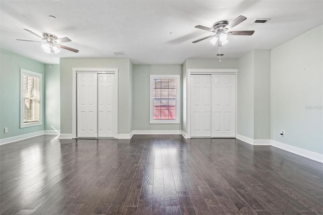 4007 HUDSON LANE, Tampa, FL 33618