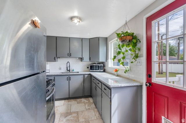 89 LINCOLN AVE, American Fork, UT 84003