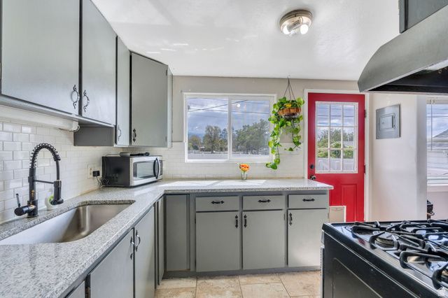 89 LINCOLN AVE, American Fork, UT 84003