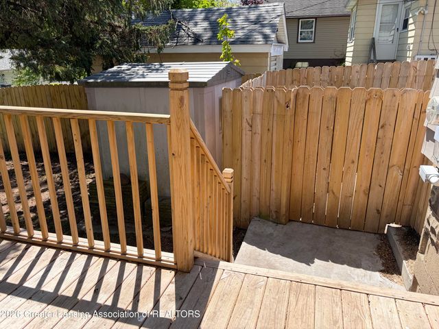2515 Harding Avenue, Lansing, MI 48910