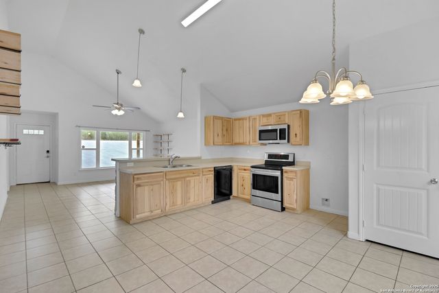 2720 golf, Spring Branch, TX 78070