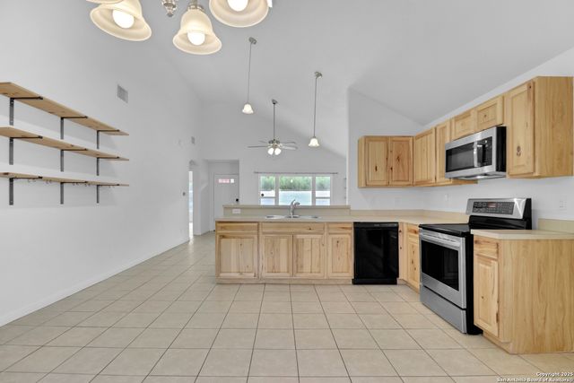 2720 golf, Spring Branch, TX 78070