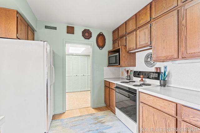 1140 Marigold Lane, Park Twp, MI 49424