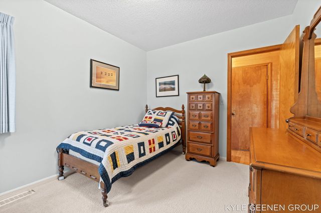 1140 Marigold Lane, Park Twp, MI 49424