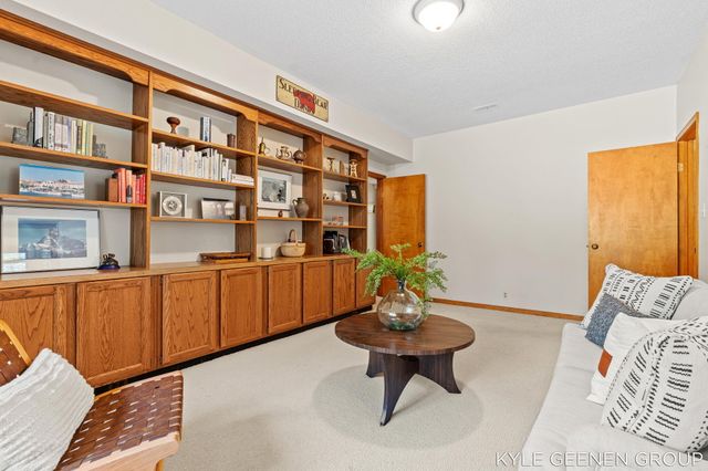 1140 Marigold Lane, Park Twp, MI 49424