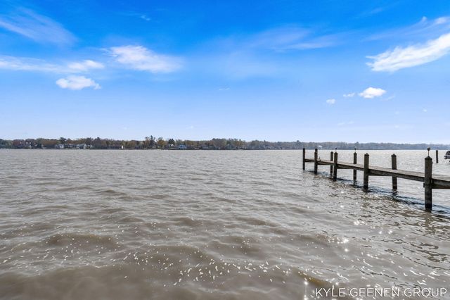 1140 Marigold Lane, Park Twp, MI 49424