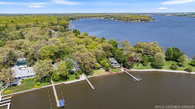 1140 Marigold Lane, Park Twp, MI 49424