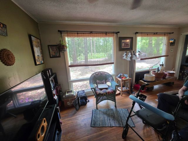 76 Hiawatha Drive, Cherokee Village, AR 72529