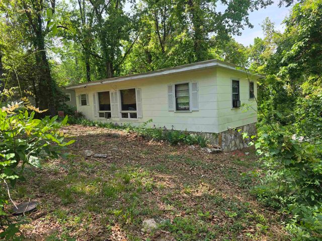 76 Hiawatha Drive, Cherokee Village, AR 72529