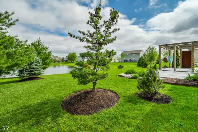 8906 Banner Drive, Brownsburg, IN 46112