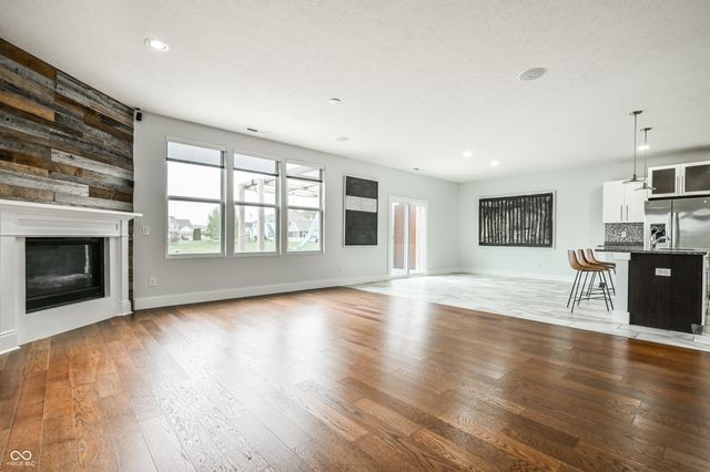 8906 Banner Drive, Brownsburg, IN 46112