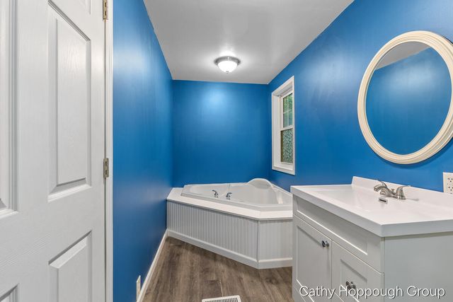 915 Branch Street, Ionia, MI 48846