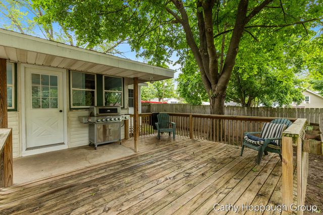 915 Branch Street, Ionia, MI 48846