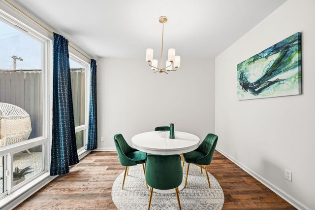 1116 Bering Drive 25, Houston, TX 77057