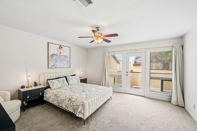 1116 Bering Drive 25, Houston, TX 77057