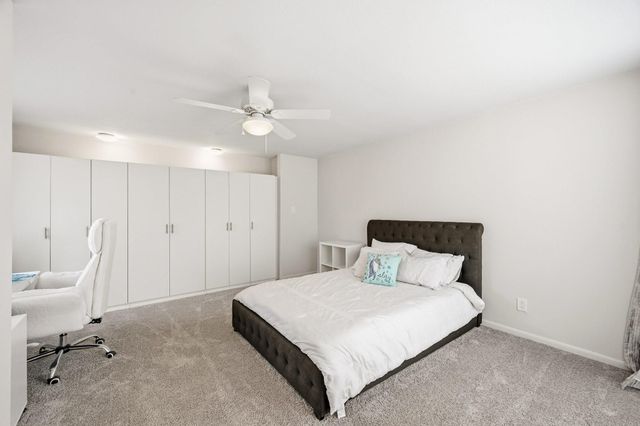 1116 Bering Drive 25, Houston, TX 77057
