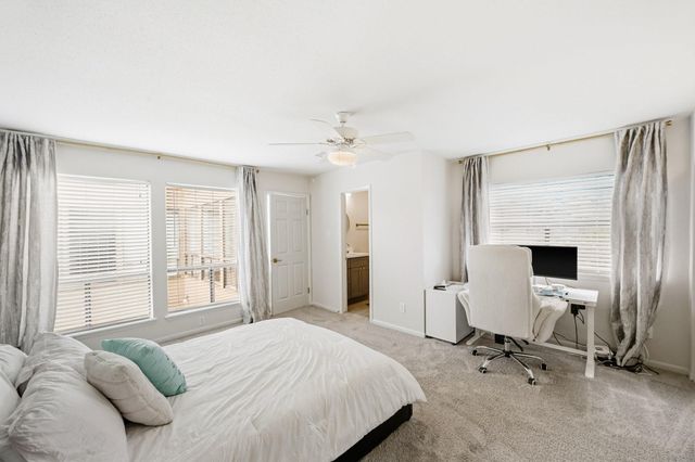 1116 Bering Drive 25, Houston, TX 77057
