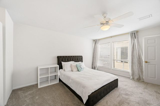1116 Bering Drive 25, Houston, TX 77057