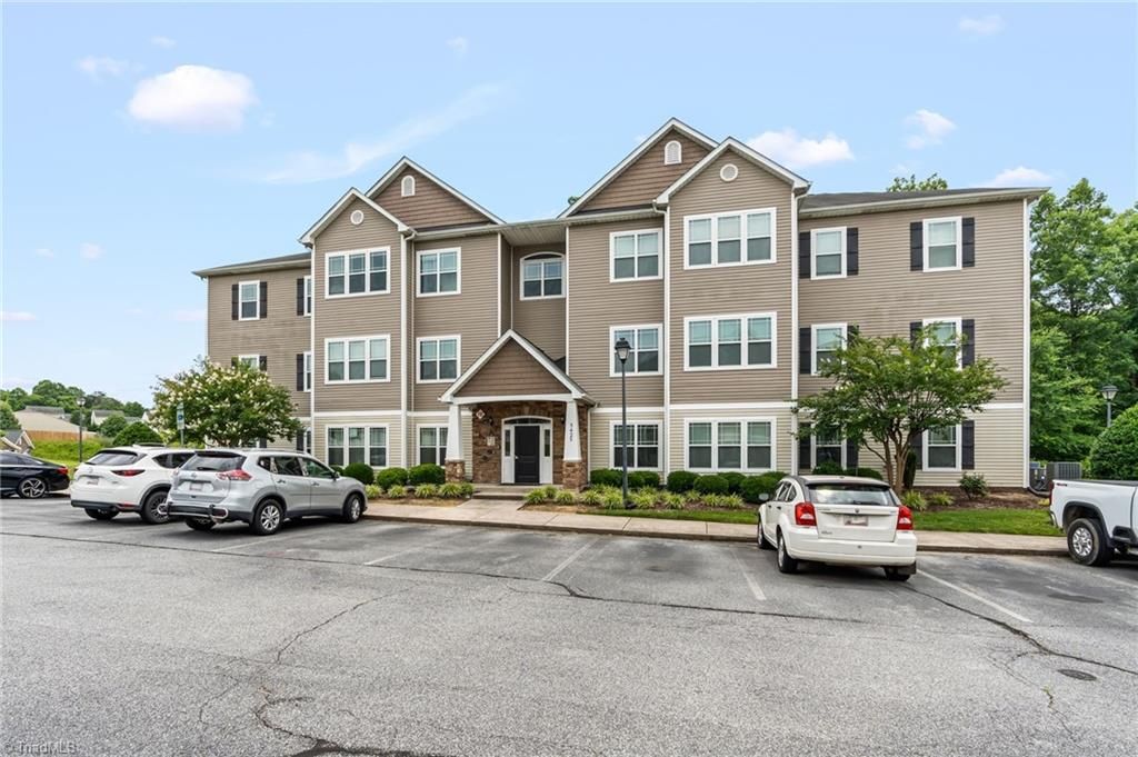 5425 Forester Drive 3B, High Point, NC 27265