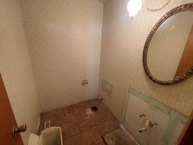 216 Cherokee Drive, Lowell, IN 46356