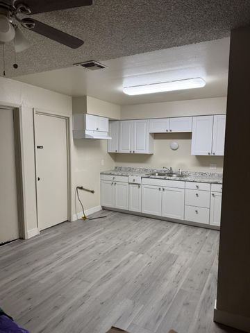 2418 Nightingale Ave, Stockton, CA 95205