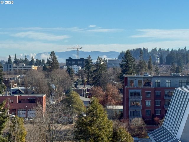 1313 LINCOLN St 1005, Eugene, OR 97401