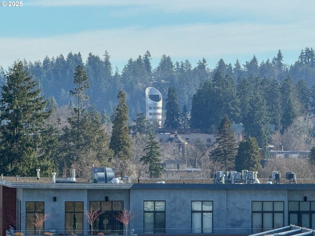 1313 LINCOLN St 1005, Eugene, OR 97401