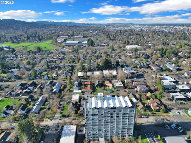 1313 LINCOLN St 1005, Eugene, OR 97401