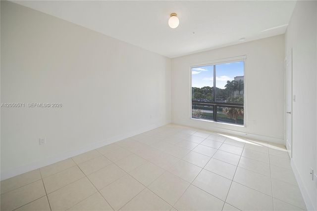 8265 NW 41st Street C202, Doral, FL 33166