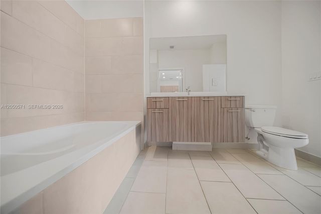 8265 NW 41st Street C202, Doral, FL 33166