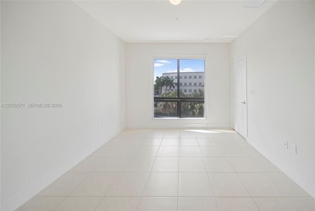 8265 NW 41st Street C202, Doral, FL 33166