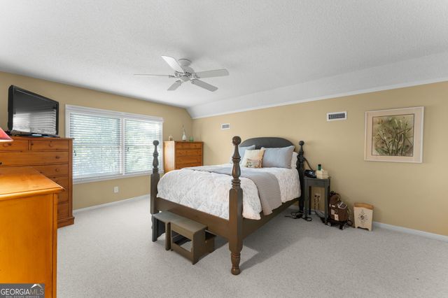 234 Saddleback Circle, Dillard, GA 30537
