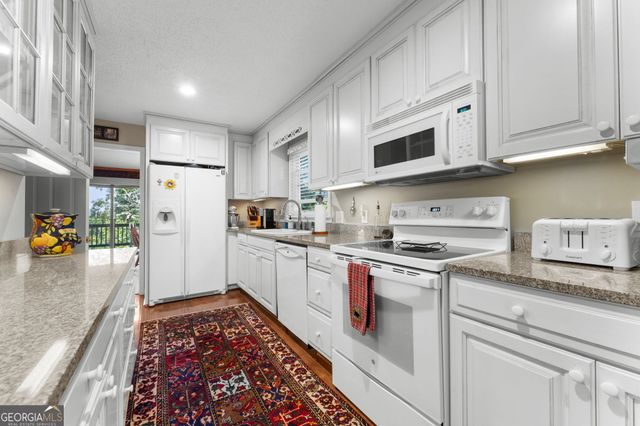 234 Saddleback Circle, Dillard, GA 30537