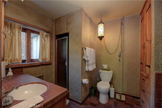 2521 Novato Place, Palos Verdes Estates, CA 90274